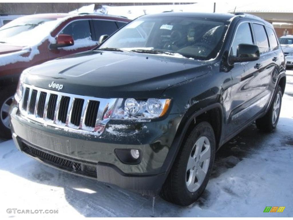 2011 Grand Cherokee Laredo X Package 4x4 - Natural Green Pearl / Dark Graystone/Medium Graystone photo #1