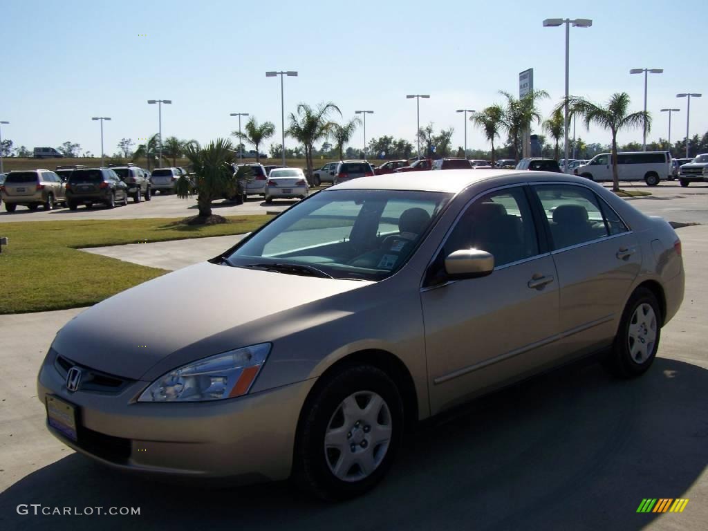 2005 Accord LX Sedan - Desert Mist Metallic / Ivory photo #7