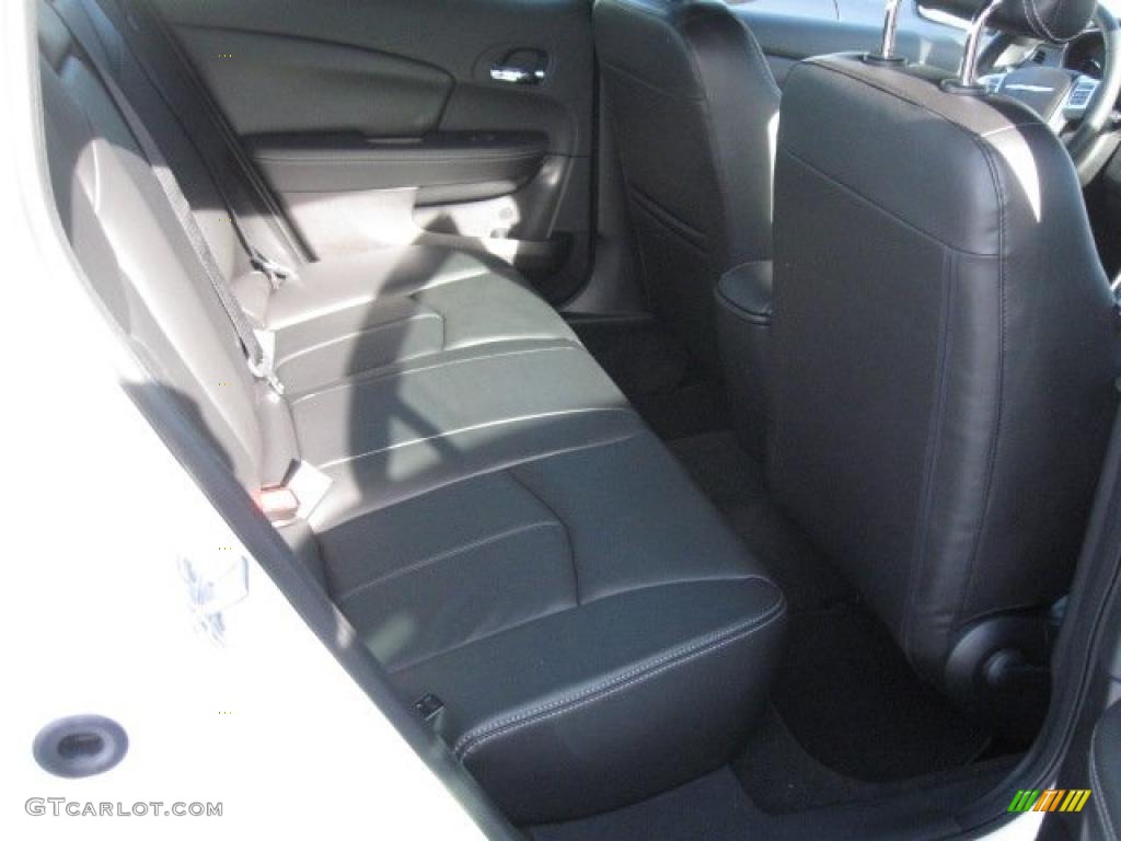 Black Interior 2011 Chrysler 200 Limited Photo #43256646