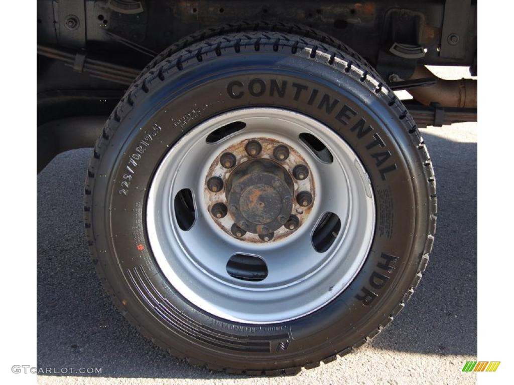 2009 Dodge Ram 4500 SLT Crew Cab 4x4 Flat Bed Stake Truck Wheel Photos