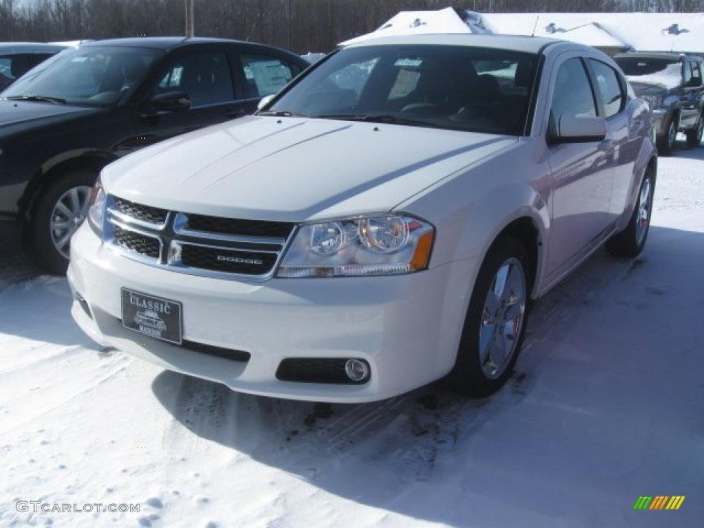 2011 Avenger Lux - Stone White / Black photo #1