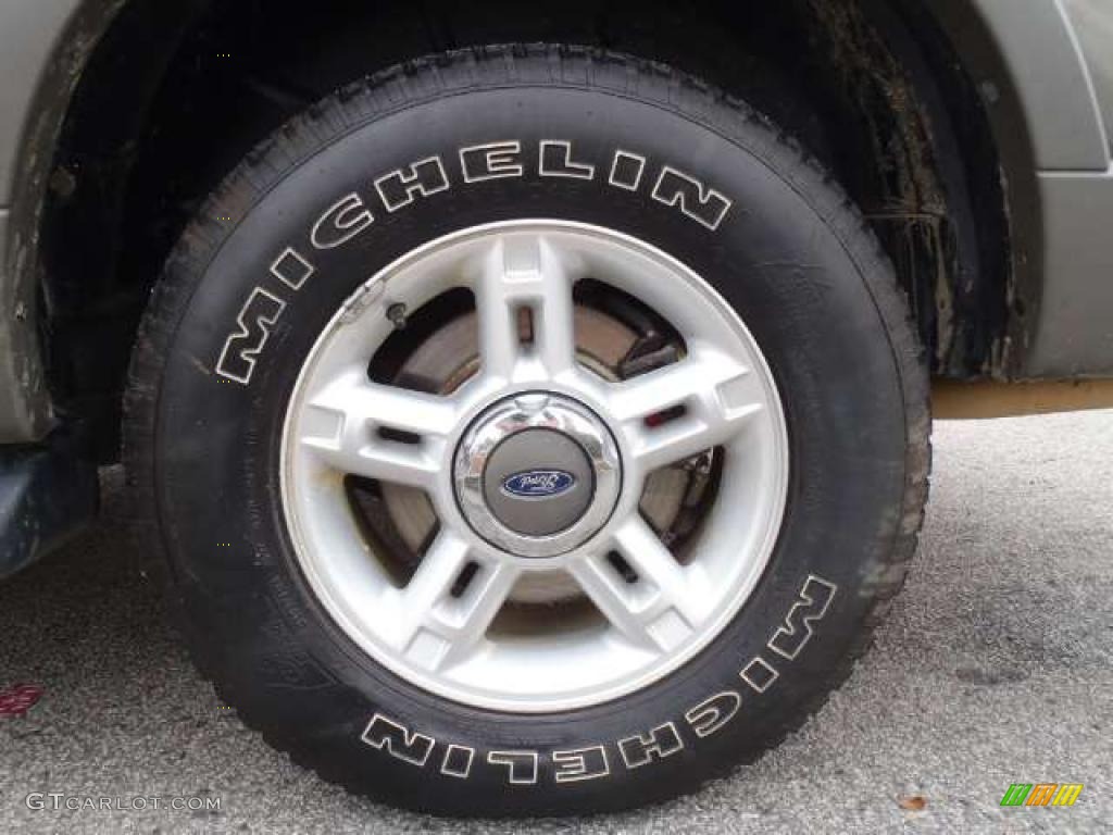 2002 Ford Explorer XLT 4x4 Wheel Photo #43256938