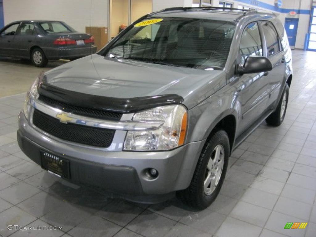 2005 Equinox LS AWD - Dark Silver Metallic / Light Gray photo #2