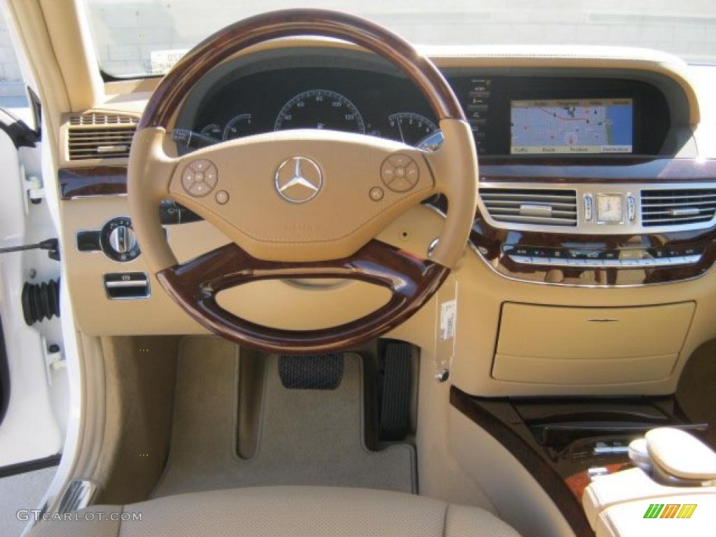2011 Mercedes-Benz S 550 Sedan Cashmere/Savanah Dashboard Photo #43264238
