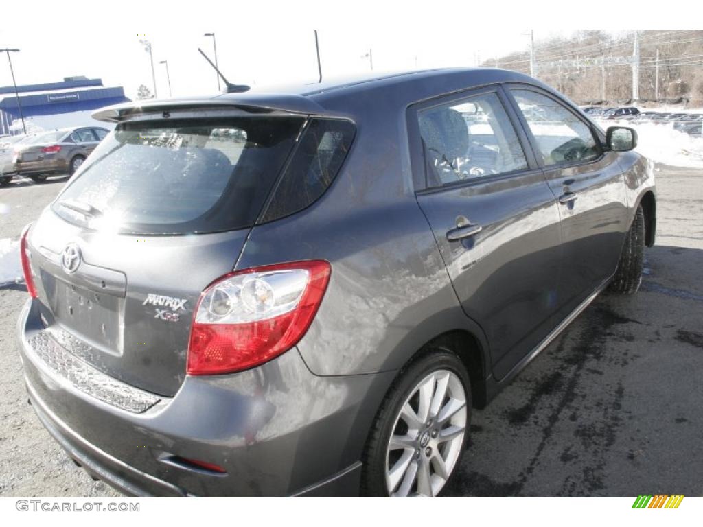 2009 Matrix XRS - Magnetic Gray Metallic / Dark Charcoal photo #8