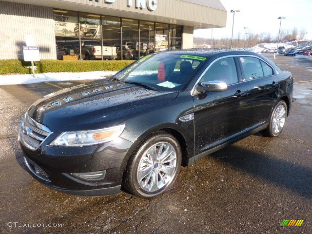 Tuxedo Black Metallic 2010 Ford Taurus Limited AWD Exterior Photo #43267110