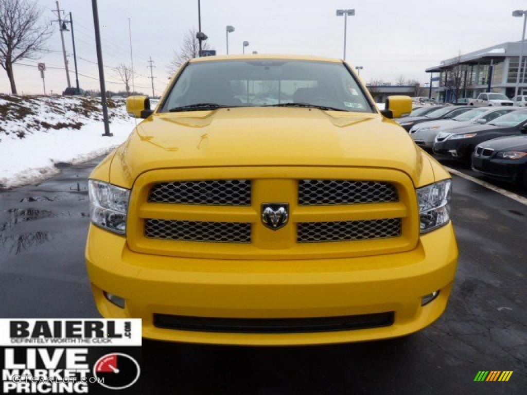 2009 Ram 1500 Sport Quad Cab 4x4 - Detonator Yellow / Dark Slate/Medium Graystone photo #2