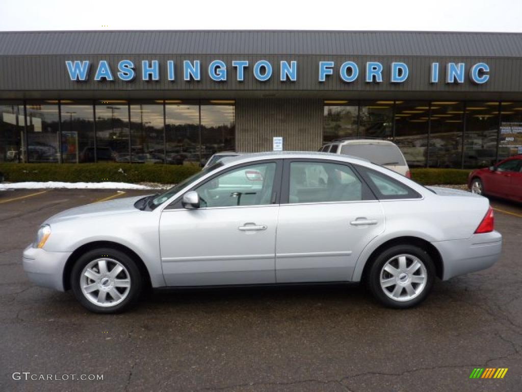 2005 Five Hundred SE - Silver Frost Metallic / Shale Grey photo #1