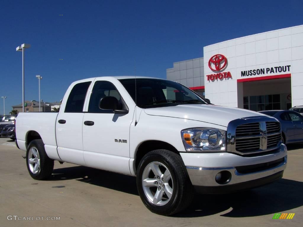 Bright White Dodge Ram 1500