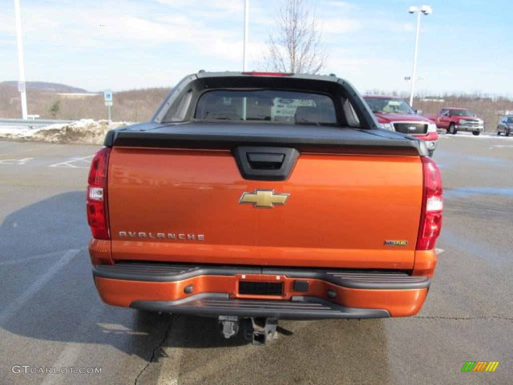 2007 Avalanche LT 4WD - Sunburst Orange Metallic / Ebony photo #8