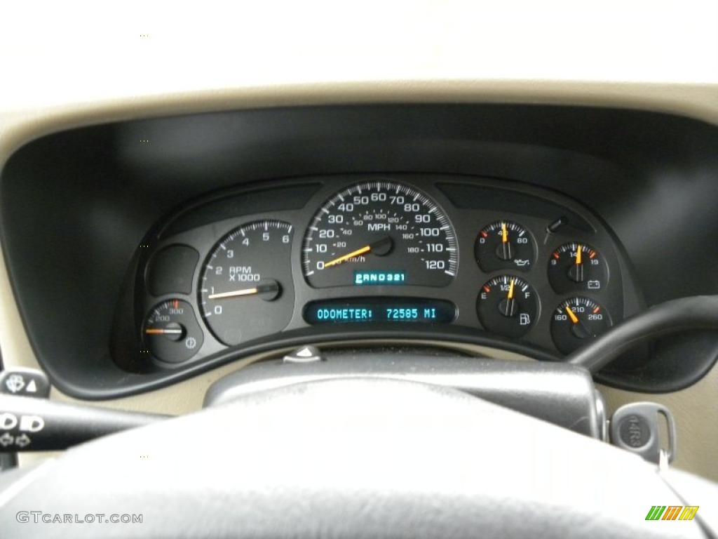 2004 Chevrolet Silverado 2500HD LS Extended Cab Gauges Photo #43287672