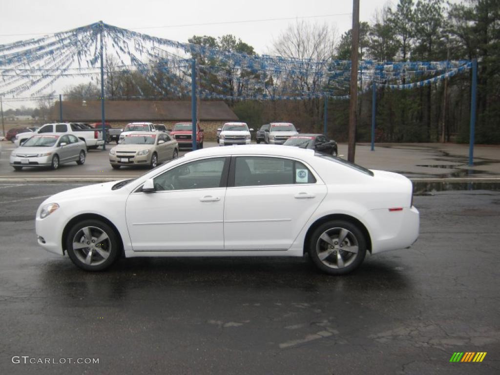 2011 Malibu LT - Summit White / Ebony photo #2
