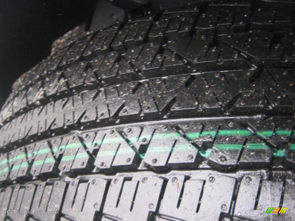 2011 Malibu LT - Summit White / Ebony photo #23