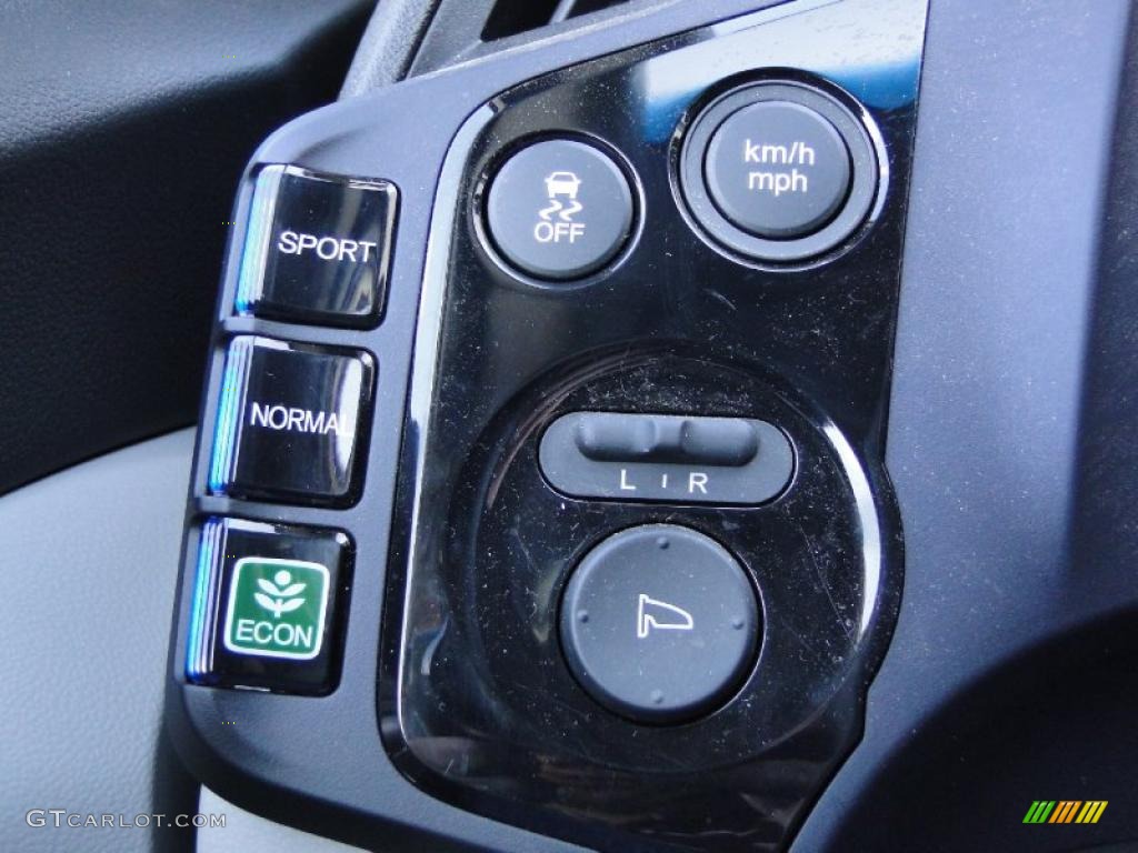 2011 Honda CR-Z EX Sport Hybrid Controls Photo #43297000