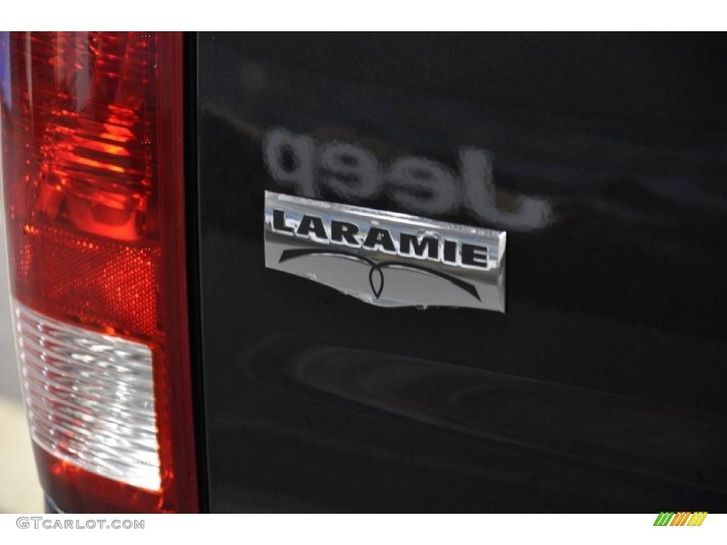 2011 Ram 1500 Laramie Crew Cab - Brilliant Black Crystal Pearl / Light Pebble Beige/Bark Brown photo #9