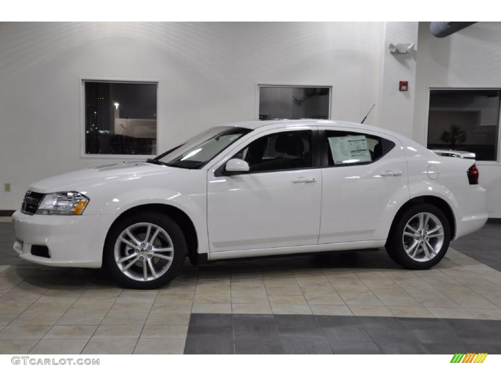 Stone White Dodge Avenger