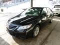 Black - Camry LE Photo No. 5