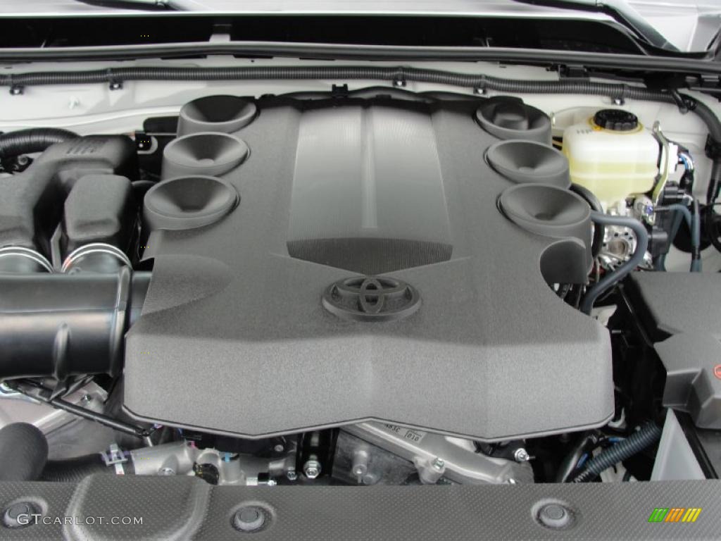 2011 Toyota 4Runner SR5 4.0 Liter DOHC 24-Valve Dual VVT-i V6 Engine Photo #43308351