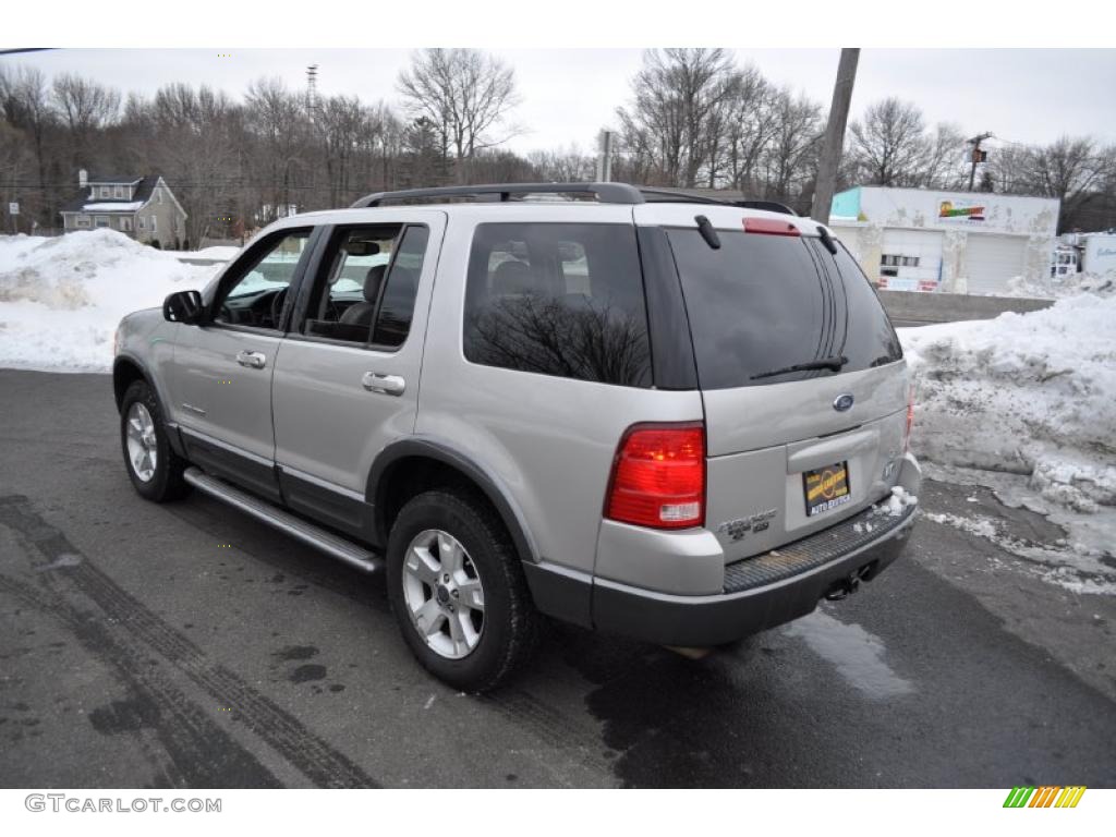 2004 Explorer XLT 4x4 - Silver Birch Metallic / Graphite photo #4