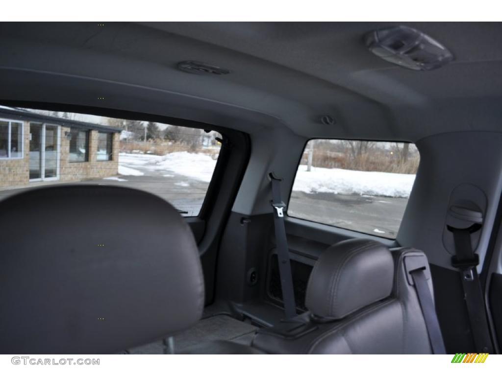 2004 Explorer XLT 4x4 - Silver Birch Metallic / Graphite photo #7