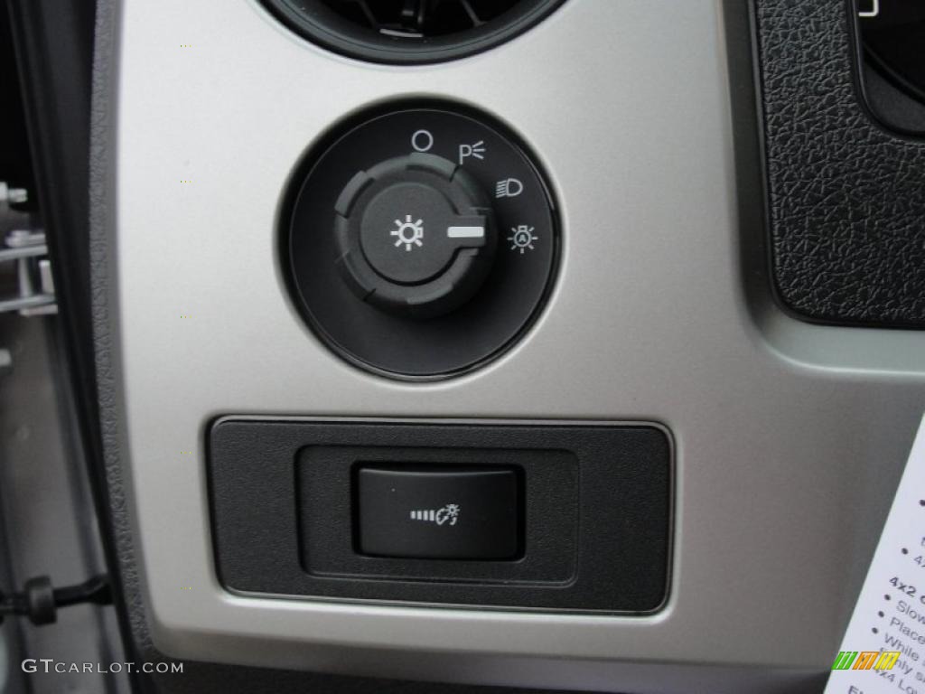 2011 Ford F150 SVT Raptor SuperCrew 4x4 Controls Photo #43310079