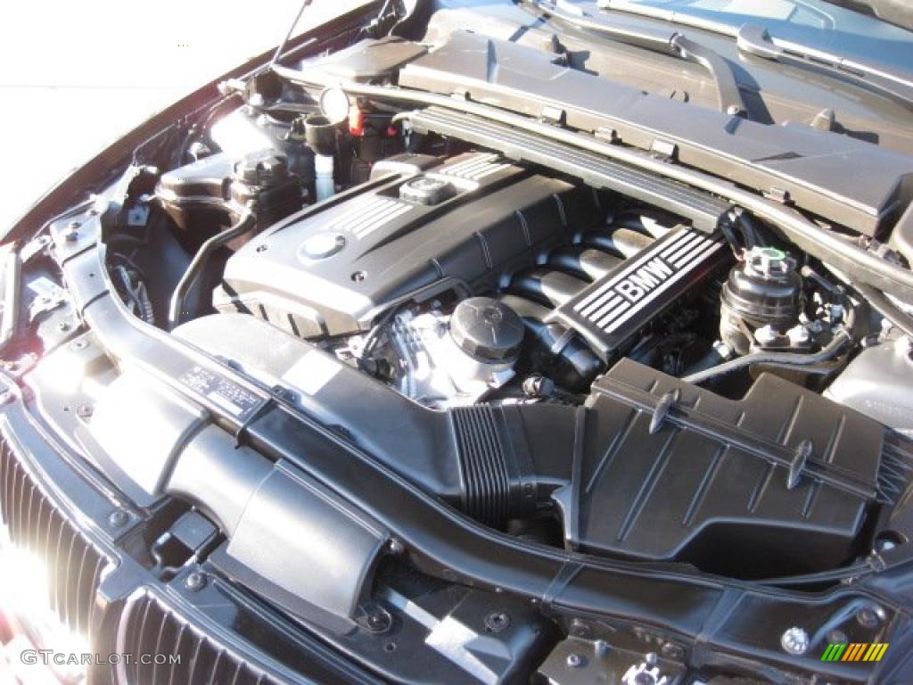 2008 BMW 3 Series 328i Wagon Engine Photos