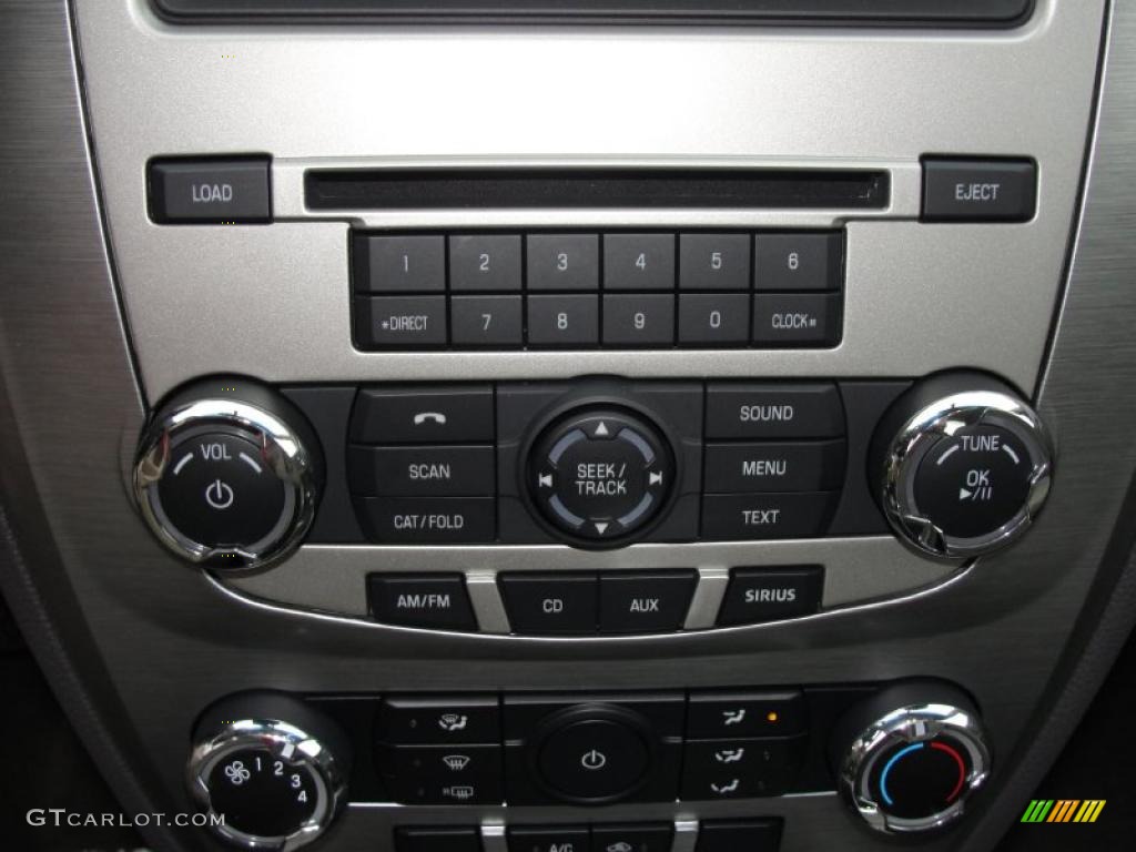 2011 Fusion SE - Bordeaux Reserve Metallic / Medium Light Stone photo #32