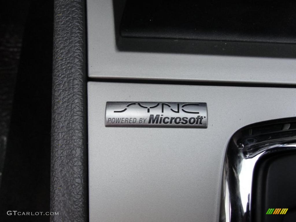 2011 Fusion SE - Bordeaux Reserve Metallic / Medium Light Stone photo #35