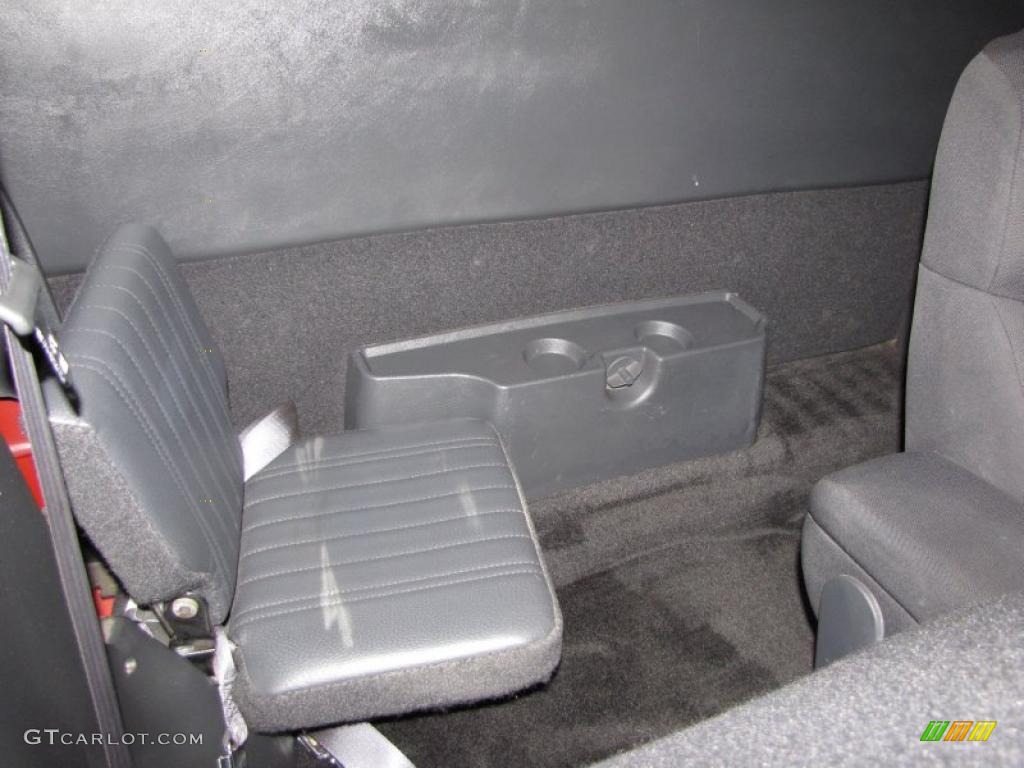 2003 S10 Extended Cab - Victory Red / Graphite photo #7