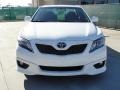 Super White - Camry SE Photo No. 8