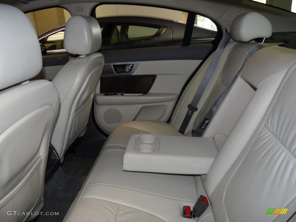 Ivory/Oyster Interior 2009 Jaguar XF Supercharged Photo #43320167