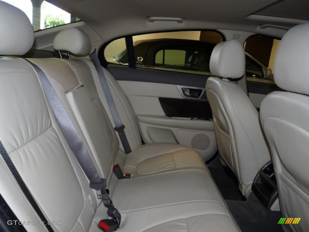 Ivory/Oyster Interior 2009 Jaguar XF Supercharged Photo #43320175