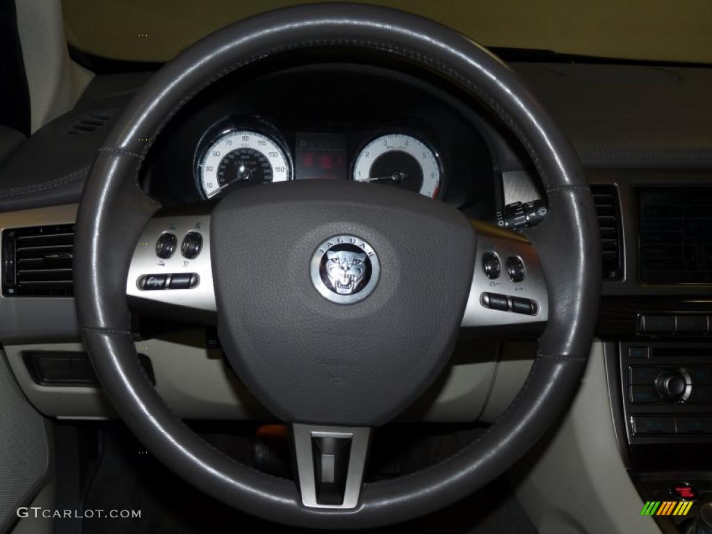 2009 Jaguar XF Supercharged Ivory/Oyster Steering Wheel Photo #43320351