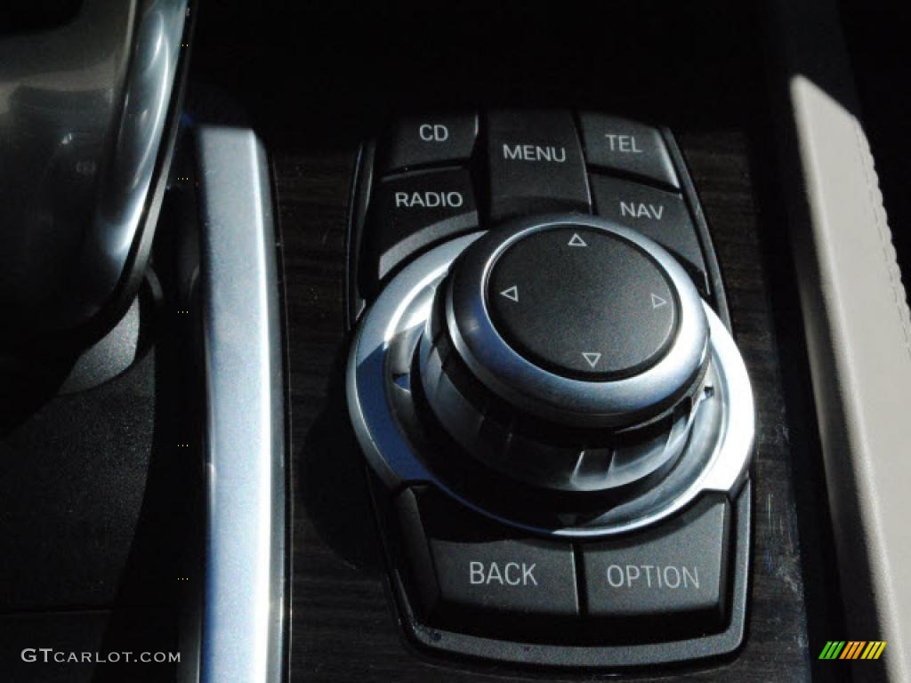 2010 BMW 7 Series 750i xDrive Sedan Controls Photo #43323820
