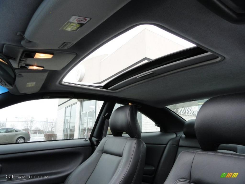 2002 Volvo C70 HT Coupe Sunroof Photos
