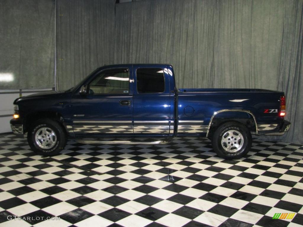 2002 Silverado 1500 LT Extended Cab 4x4 - Indigo Blue Metallic / Graphite Gray photo #1