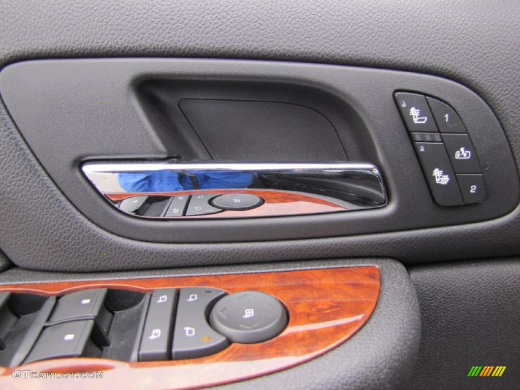 2009 Silverado 1500 LTZ Crew Cab 4x4 - Imperial Blue Metallic / Ebony photo #13