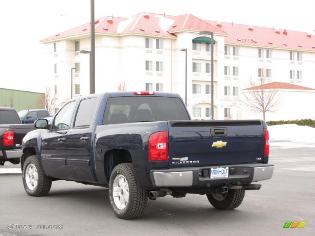 2009 Silverado 1500 LTZ Crew Cab 4x4 - Imperial Blue Metallic / Ebony photo #16