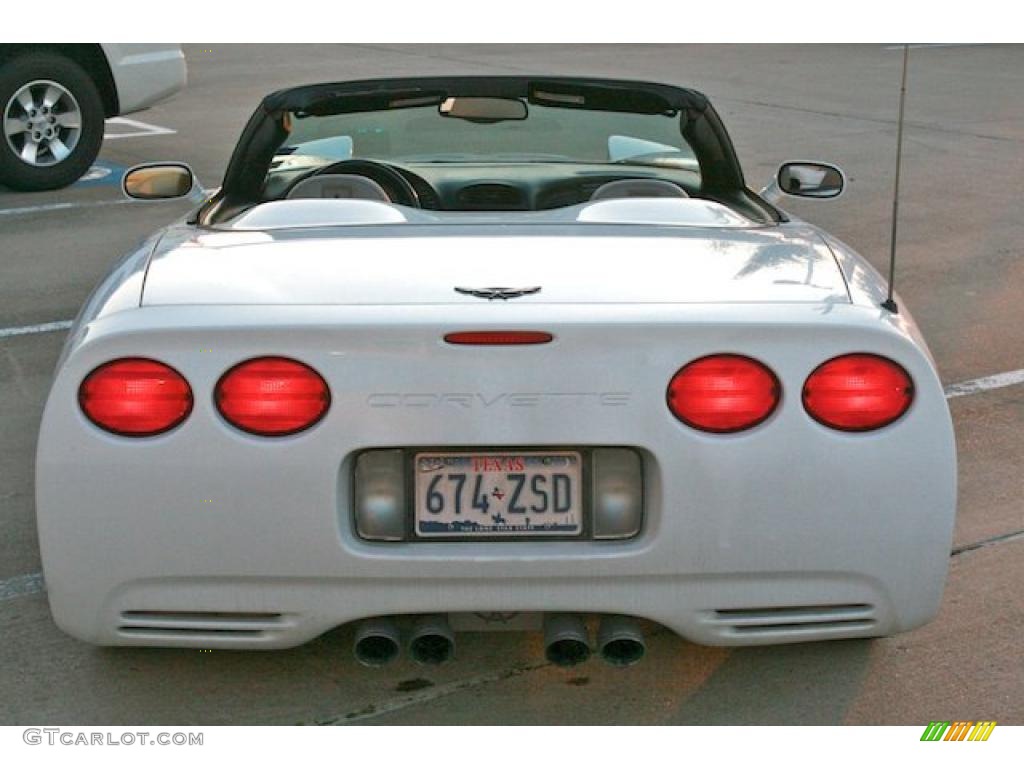 2004 Corvette Convertible - Arctic White / Light Gray photo #6