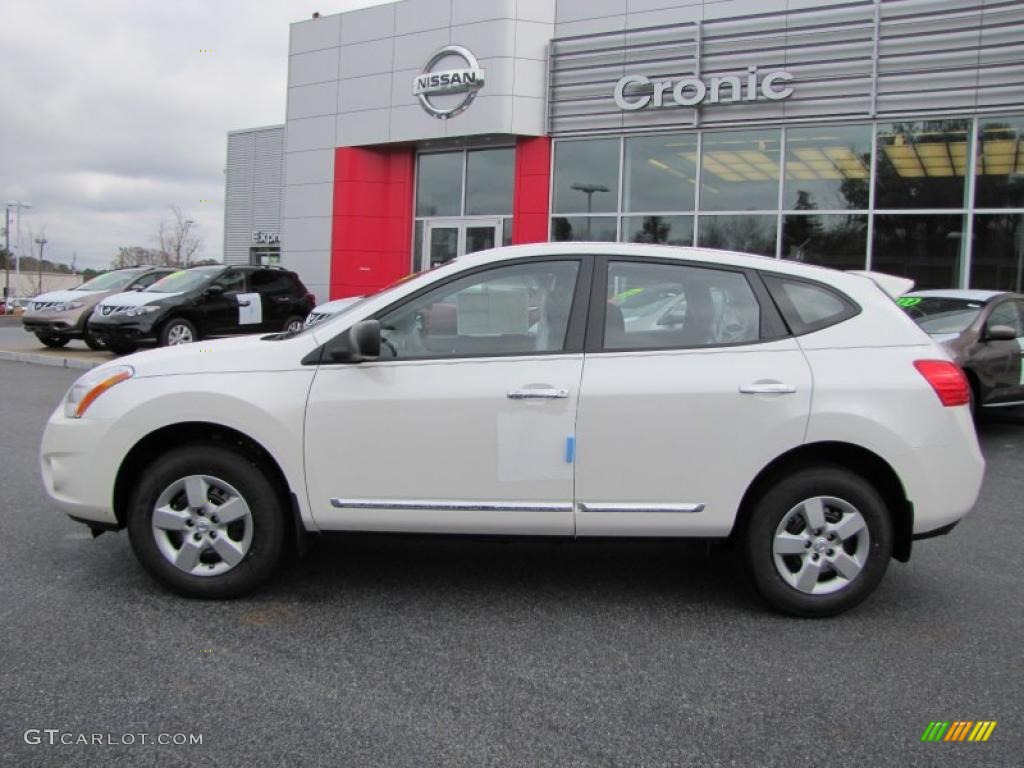 2011 Rogue S - Pearl White / Black photo #2