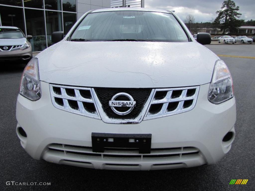 2011 Rogue S - Pearl White / Black photo #8