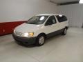 2001 Super White Toyota Sienna LE  photo #8