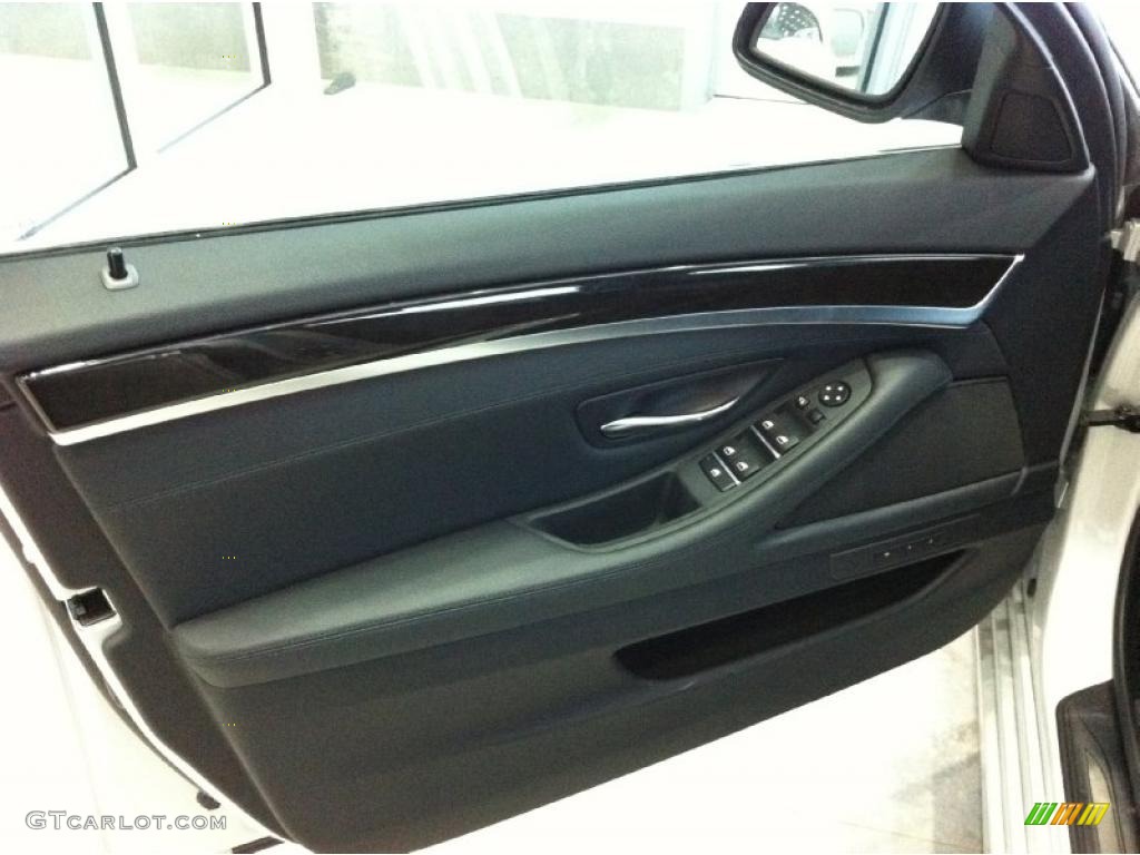 2011 BMW 5 Series 535i xDrive Sedan Black Door Panel Photo #43341711