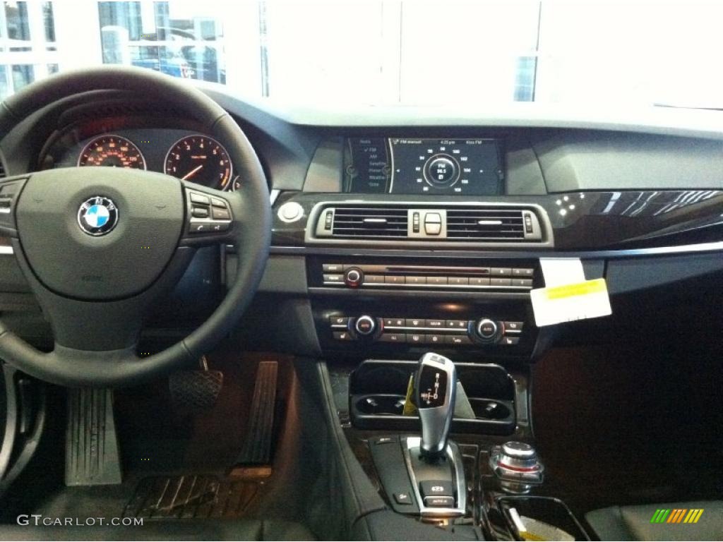 2011 BMW 5 Series 535i xDrive Sedan Black Dashboard Photo #43342147