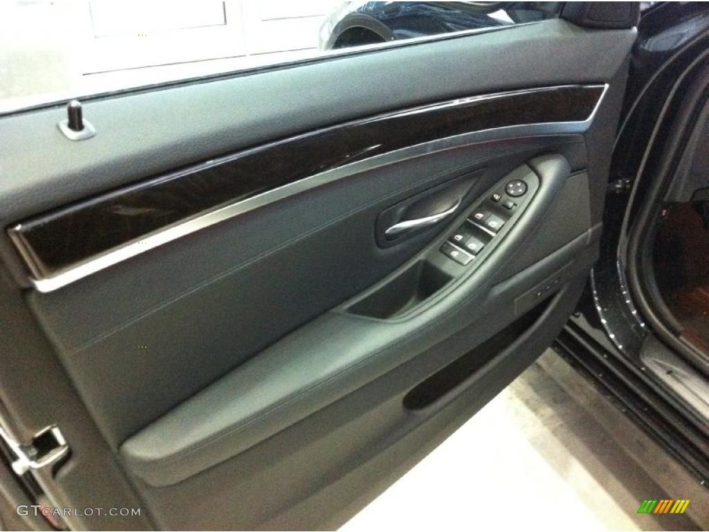 2011 5 Series 535i xDrive Sedan - Black Sapphire Metallic / Black photo #9