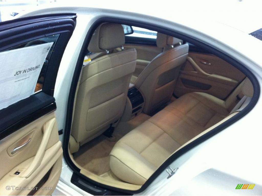 Venetian Beige Interior 2011 BMW 5 Series 535i xDrive Sedan Photo #43342363