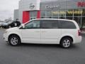 Stone White - Grand Caravan SXT Photo No. 2