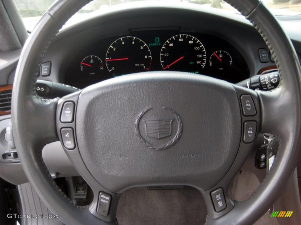 2004 Cadillac Seville SLS Dark Gray Steering Wheel Photo #43342631