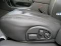 Dark Gray Controls Photo for 2004 Cadillac Seville #43342667