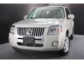 White Suede - Mariner V6 Premier 4WD Photo No. 1